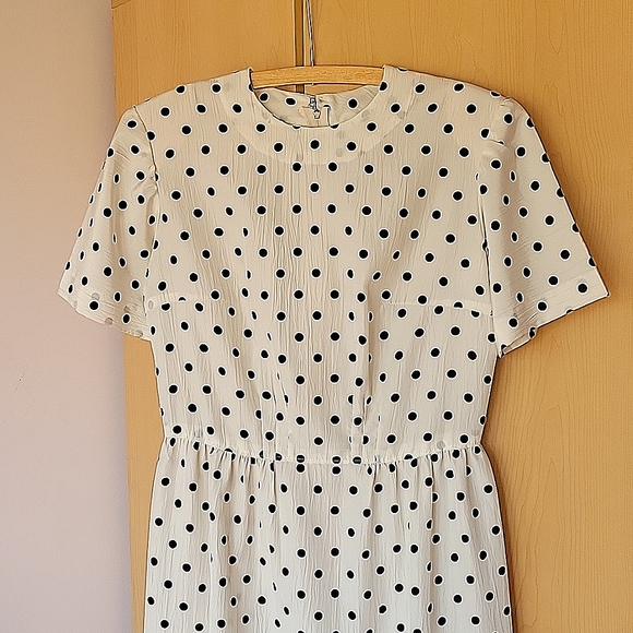 White Midi-dress with Black polkadots - Picture 2 of 6